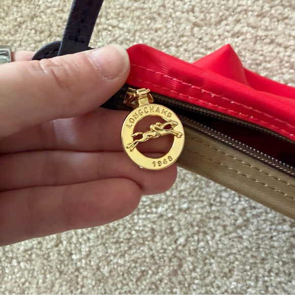 Longchamp Pliage Women's Handbag - Picture 3 of 5